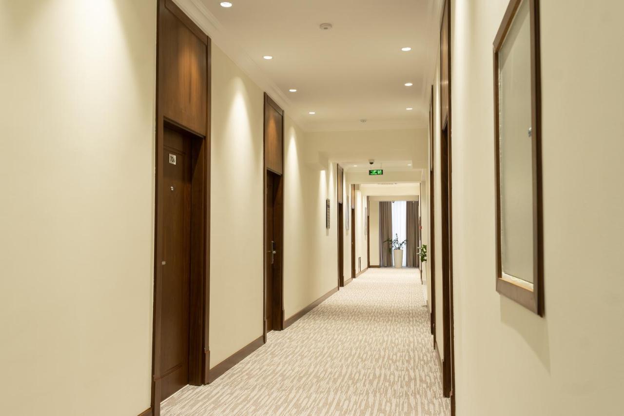 Hotel Mir Luxe Plaza Taskent Exterior foto